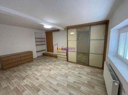 Prodej bytu, 2+1, 57 m²