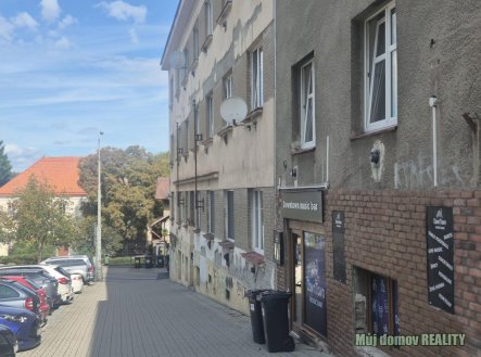 Pronájem obchodní prostory, 70 m²