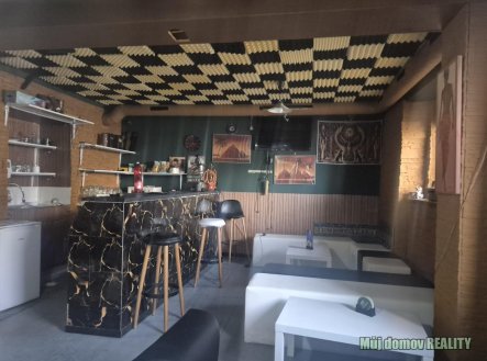 Pronájem obchodní prostory, 70 m²