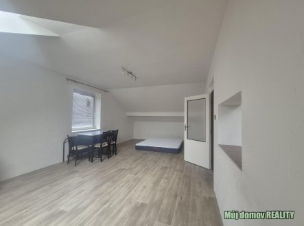 Pronájem bytu, 1+1, 45 m²