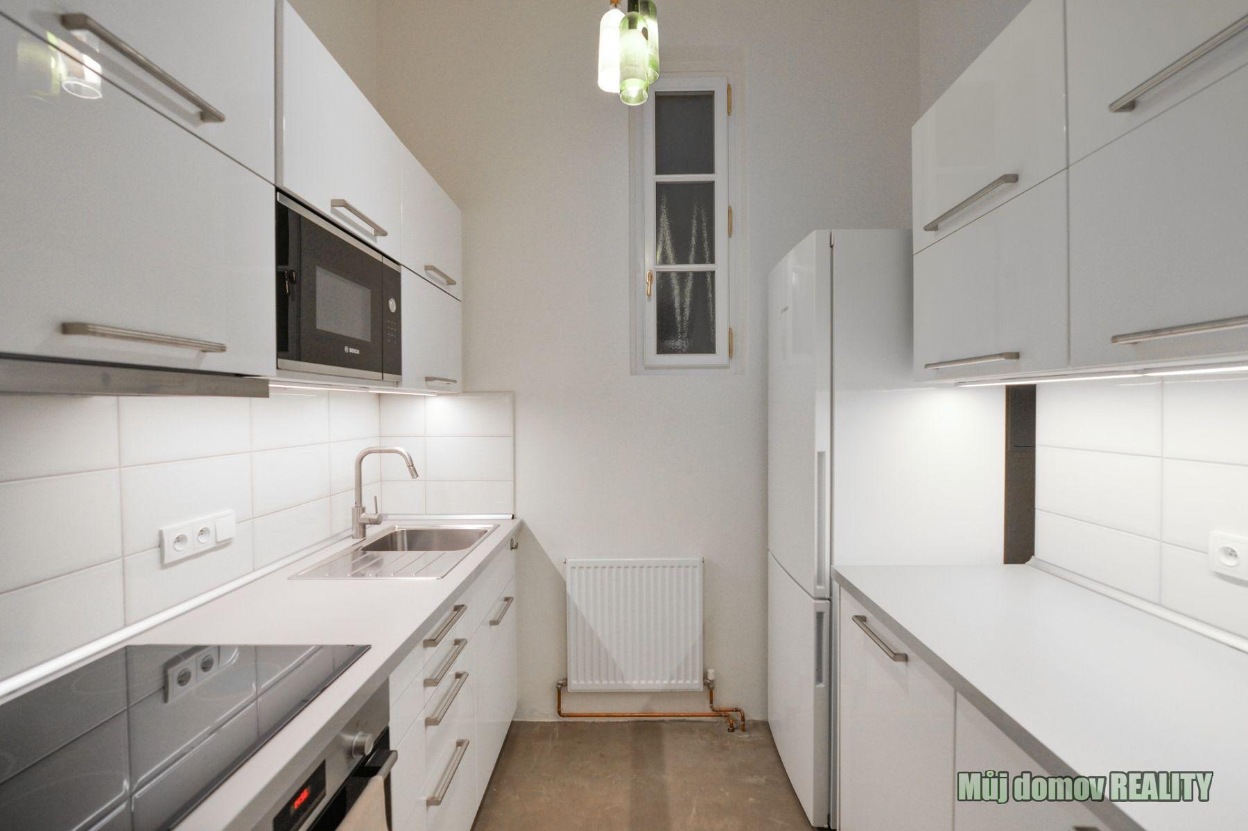 1715360938-wicboctlvc-kitchen