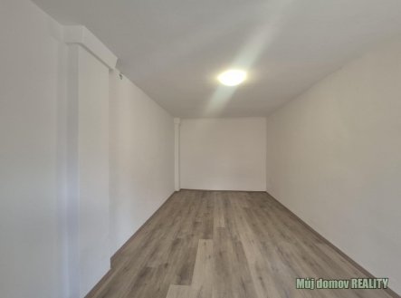 Pronájem bytu, 2+1, 45 m²