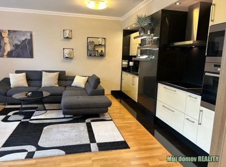 Pronájem bytu, 2+kk, 67 m²