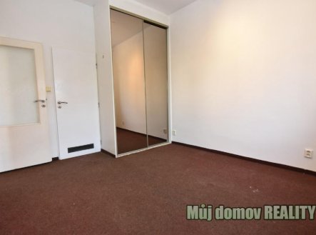 Pronájem bytu, 1+kk, 56 m²