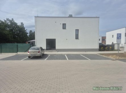 Pronájem obchodní prostory, 32 m²