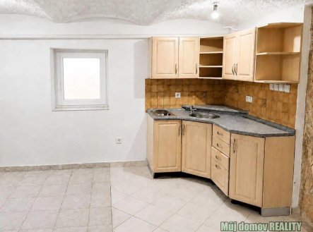 Pronájem bytu, 2+kk, 61 m²