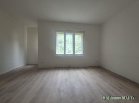 Pronájem bytu, 1+kk, 30 m²