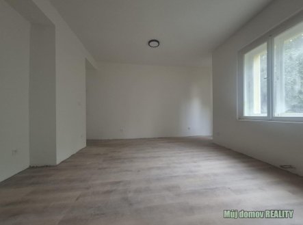 Pronájem bytu, 1+kk, 30 m²