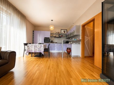 Pronájem bytu, 3+kk, 89 m²