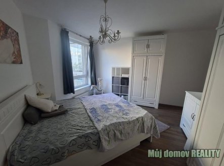 Pronájem bytu, 2+kk, 57,6 m²