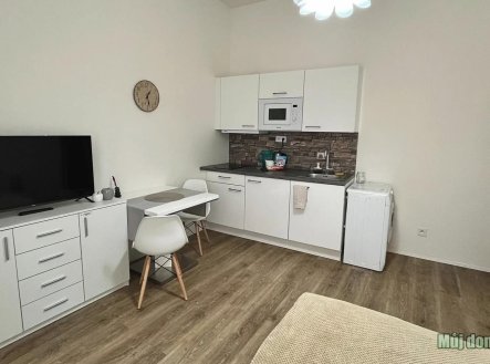 Pronájem bytu, 1+kk, 30 m²