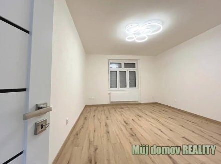 Pronájem bytu, 3+1, 69 m²