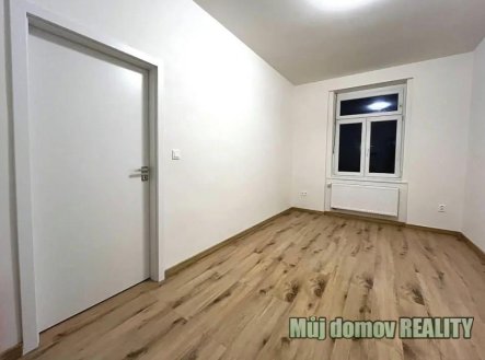 Pronájem bytu, 3+1, 69 m²