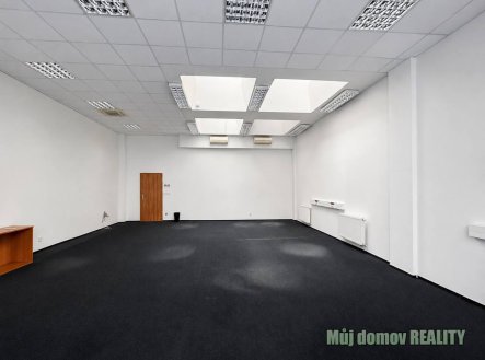 Pronájem kanceláře, 75 m²