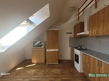 Pronájem bytu, 3+kk, 85 m²