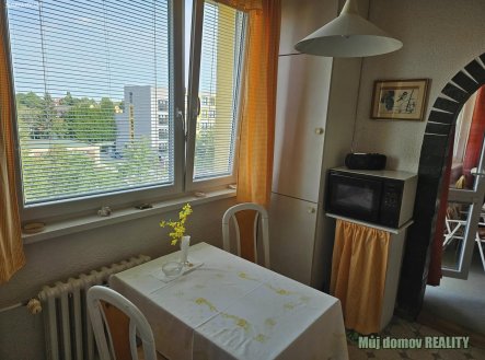 Pronájem bytu, 3+1, 80 m²