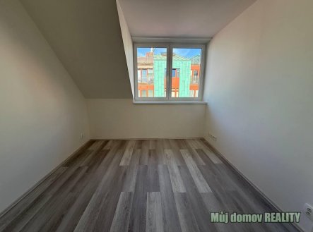 Pronájem bytu, 1+1, 31 m²
