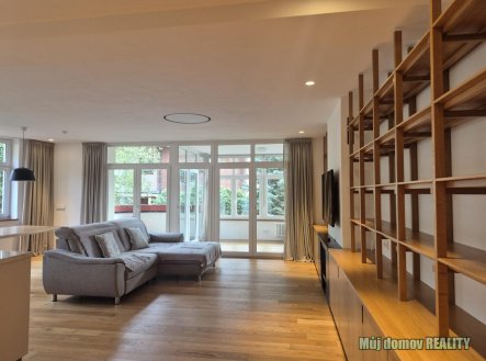 Pronájem bytu, 4+kk, 113 m²