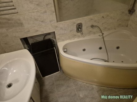 Pronájem bytu, 2+kk, 75 m²