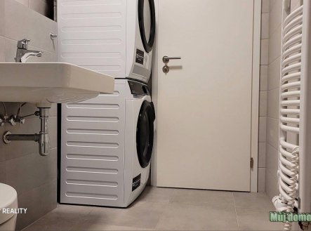 Pronájem bytu, 1+kk, 36 m²