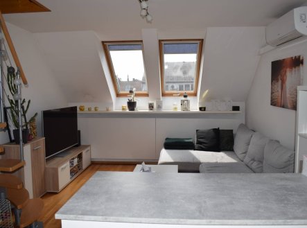 Pronájem bytu, 3+kk, 57 m²