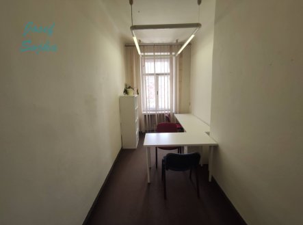 Pronájem kanceláře, 12 m²