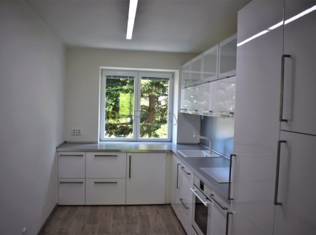 Pronájem bytu, 2+kk, 60 m²