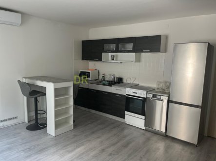 Pronájem bytu, 2+kk, 40 m²