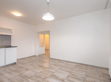 Pronájem bytu, 3+1, 80 m²