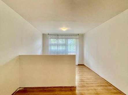 Pronájem bytu, 2+1, 60 m²