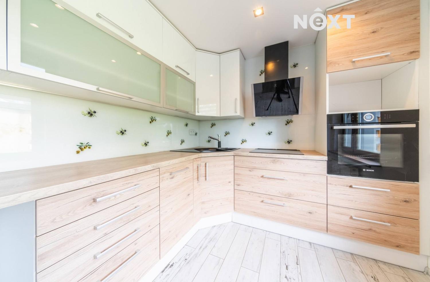 Pronájem byt 3+1, 80㎡