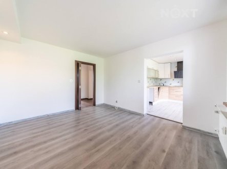 Pronájem bytu, 3+1, 80 m²