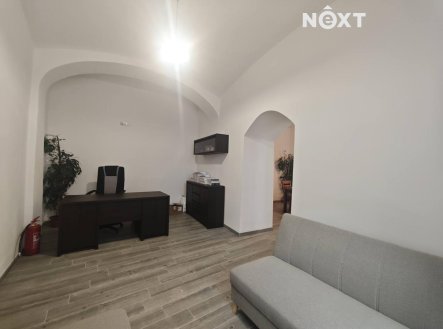 Pronájem kanceláře, 45 m²