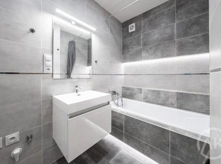 Pronájem bytu, 3+1, 69 m²