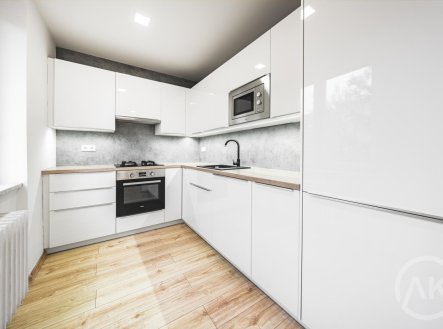 Pronájem bytu, 3+1, 69 m²