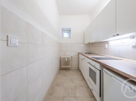 Pronájem bytu, 1+kk, 39 m²