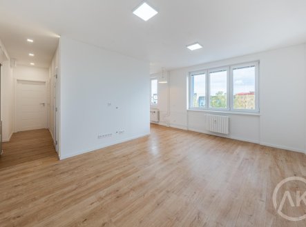 Pronájem bytu, 2+1, 57,2 m² obrázek