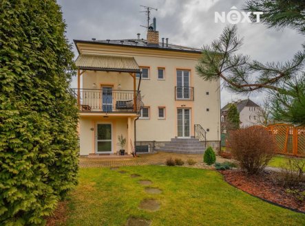 Pronájem bytu, 3+kk, 67 m²