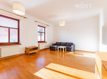 Pronájem bytu, 1+1, 49 m²