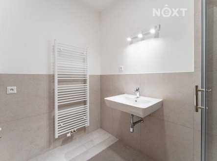 Pronájem bytu, 1+kk, 27 m²