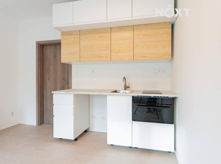 Pronájem bytu, 1+kk, 27 m²
