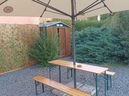 Pronájem obchodní prostory, 18 m²