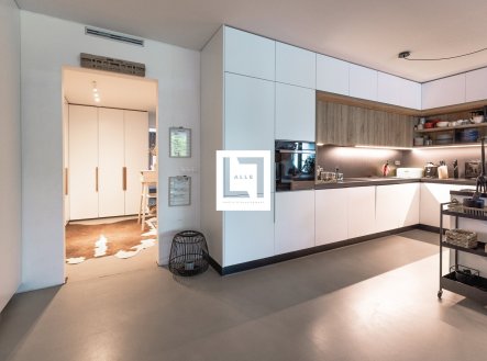 Prodej bytu, 3+kk, 90 m²