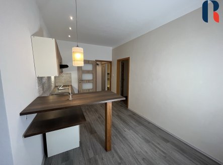 Pronájem bytu, 2+kk, 34 m²