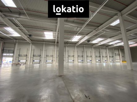 Pronájem komerčního objektu, sklad, 2 900 m²