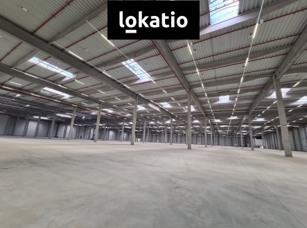 Pronájem komerčního objektu, sklad, 500 m²
