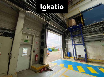 Pronájem komerčního objektu, sklad, 3 600 m²