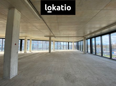 Pronájem kanceláře, 240 m²