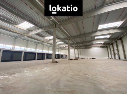 Pronájem komerčního objektu, sklad, 1 762 m²