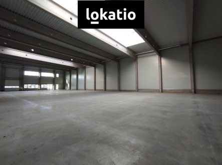 Pronájem komerčního objektu, sklad, 3 600 m²